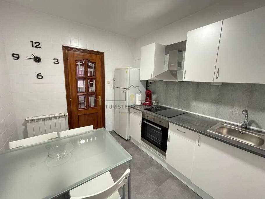 O Cuarto De Abastos Apartamento Ourense Exterior foto